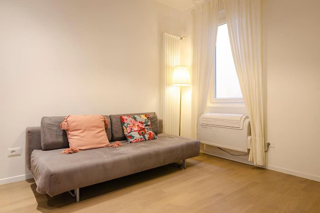 Del Riccio Home, In The Heart Of The City Bologna Exterior photo